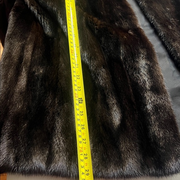 Vintage Evan’s Furs Jordan Marsh dark brown Mink? Beaver? Nice clean condition - Picture 12 of 14
